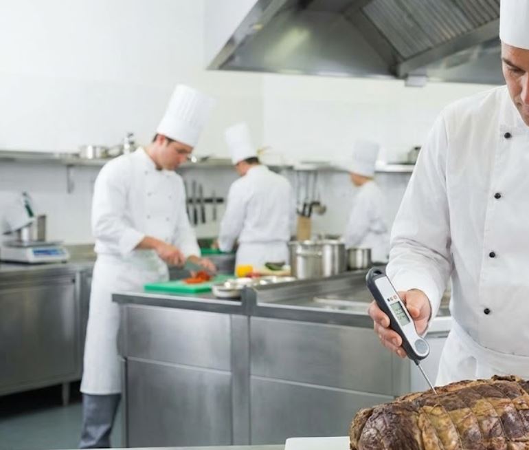 Контроль качества: путь вашего заказа от ножа до порога